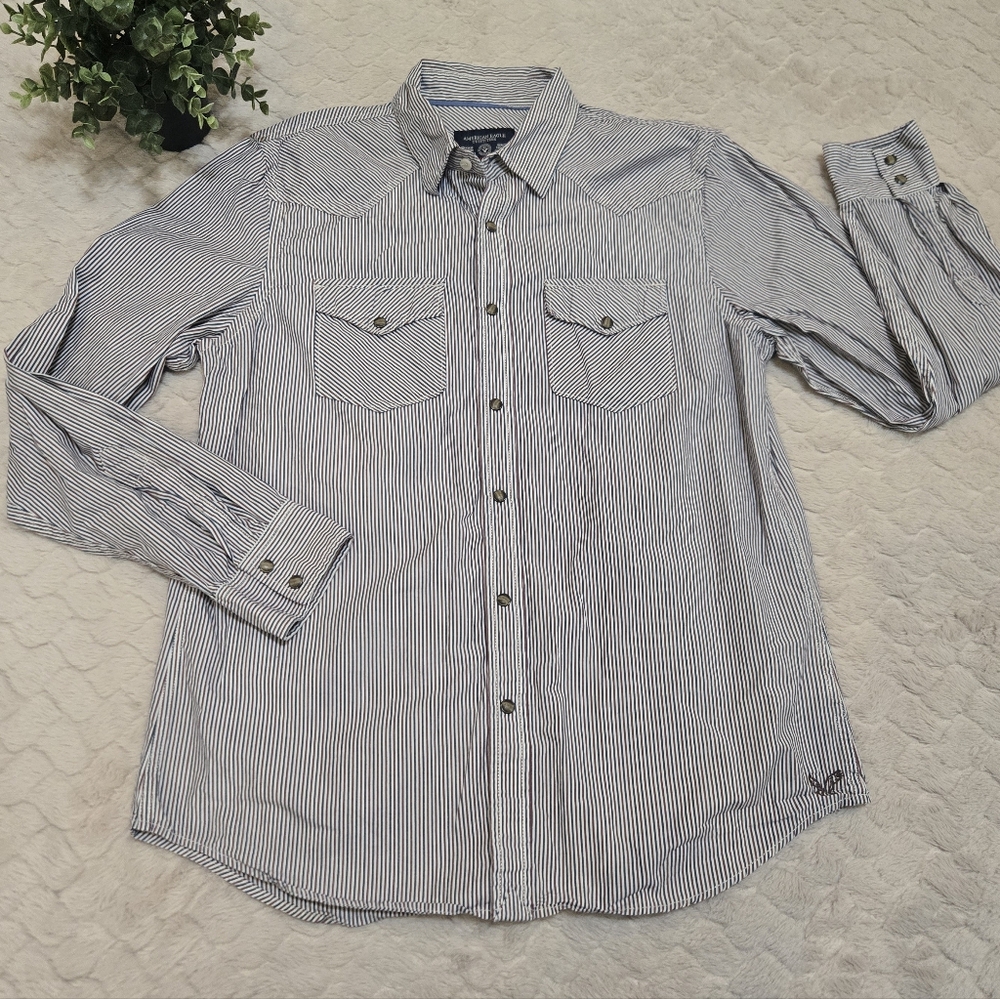 Amer Eagle Outfitters Men’s R, W & B Pinstripe Button-Down (snaps) Shirt. L/G - Picture 2 of 12